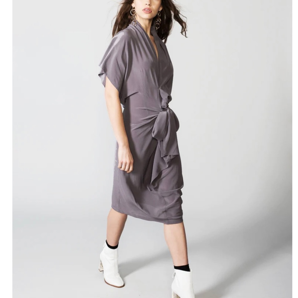 Vetiver Silk Blondie SS Kimono Dress, Gunmetal, Size 6, Style#V1173100